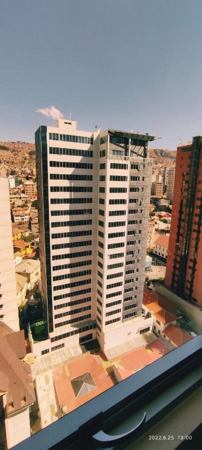 Moderno Y Comodo Apartamento Con La Mejor Ubicacion En Sopocachi Appartement La Paz Buitenkant foto