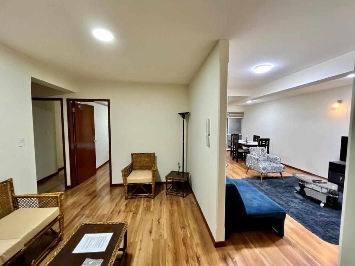 Moderno Y Comodo Apartamento Con La Mejor Ubicacion En Sopocachi Appartement La Paz Buitenkant foto